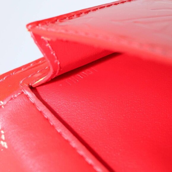 LOUIS VUITTON Monogram Vernis Motto Accessory Pouch Red - Picture 10 of 16